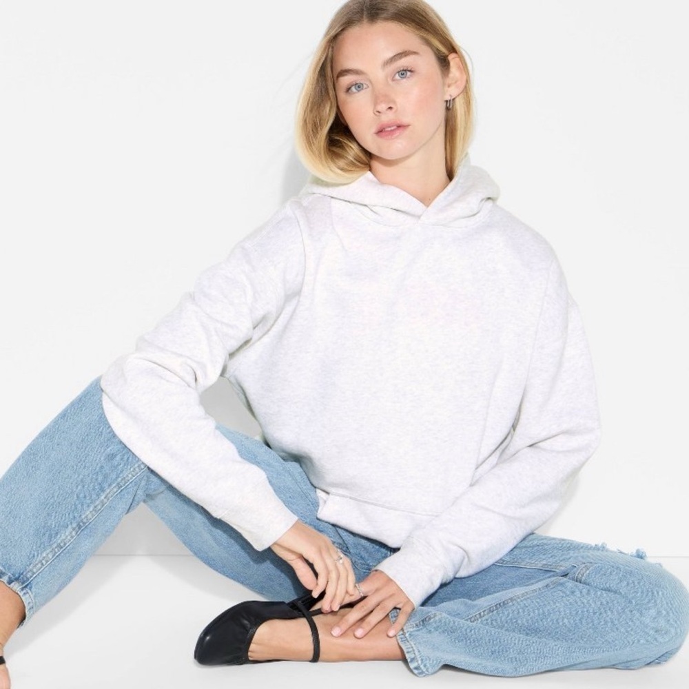 GAP Classic White Knit Hoodie Sweater
